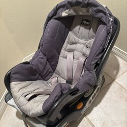 Chicco Infant Car Seat 