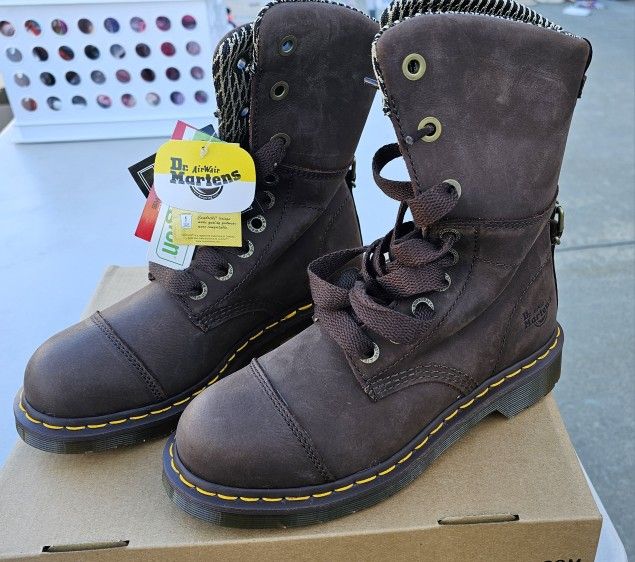 Dr Martens Womens LEAH ST