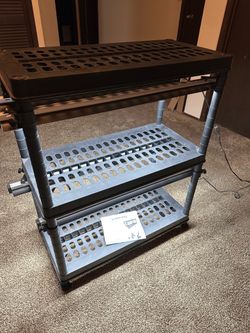LED grow light system from Gardener’s Supply