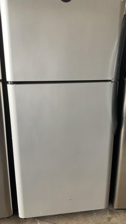 Frigidaire Top Mount  White Refrigerator

