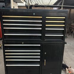 Tool Box 16 Drawers 4  Keys  55 Tall X18 Deep And 41 Wide 