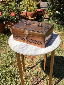 Vintage Style Metal Decorative Storage Box
