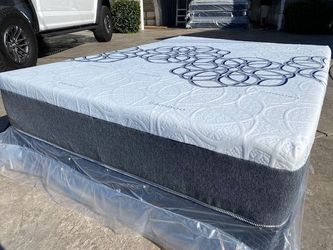 Full Bamboo Cool Gel Memory Foam!•••