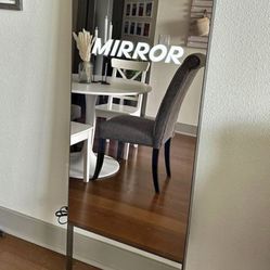 Workout Mirror/Lululemon 
