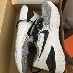 Nike Epic React Flyknit 