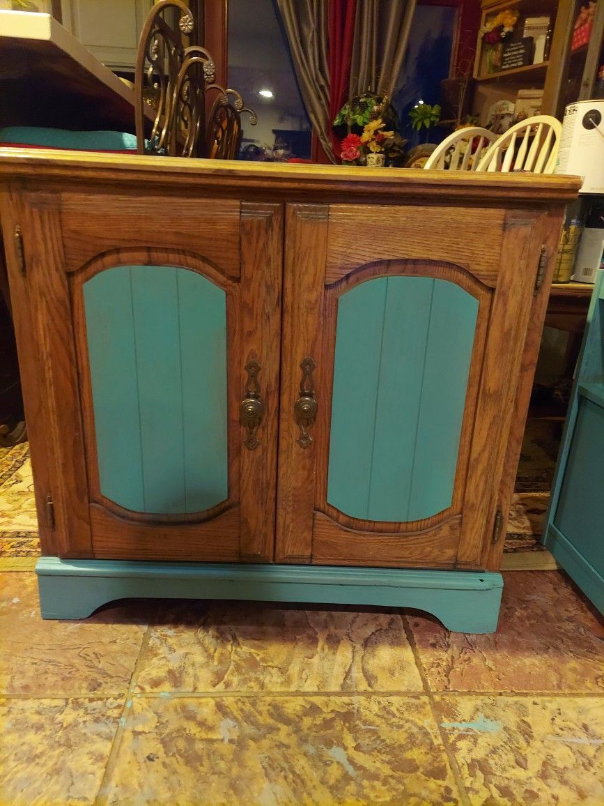 Wet Bar Cabinet Oak 2 Shelfs