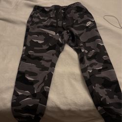 Nike Joggers