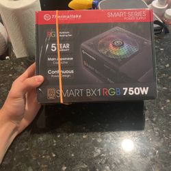 Thermaltake 750 watt, bronze 80+ Power Supply