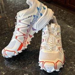 Salomon Woman’s Shoes