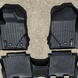 21-24 Bronco 4-Door WeatherTech Floor Mats