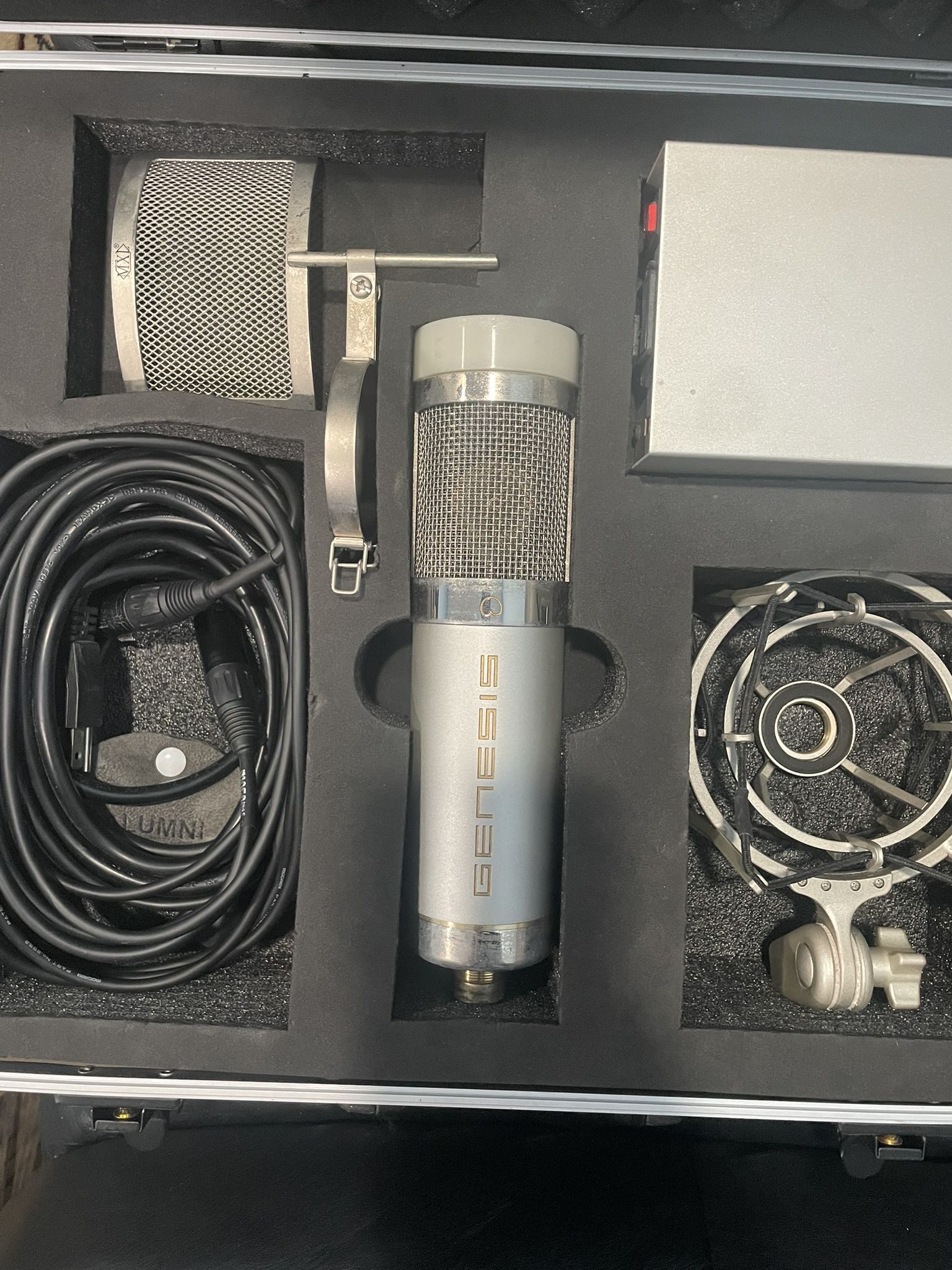 MXL Genesis HE tube Microphone  