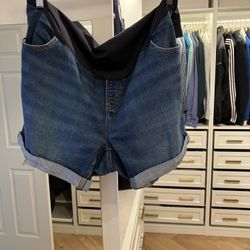 Old Navy Maternity Jean Shorts