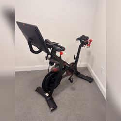 Peloton Bike - Very Good - 2016 - Brookline, MA