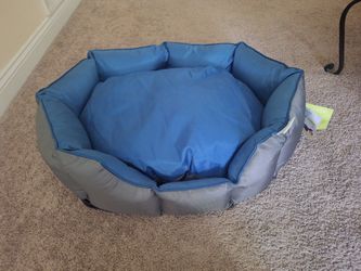 Cozy!! Outdoor/Indoor Pet Bed