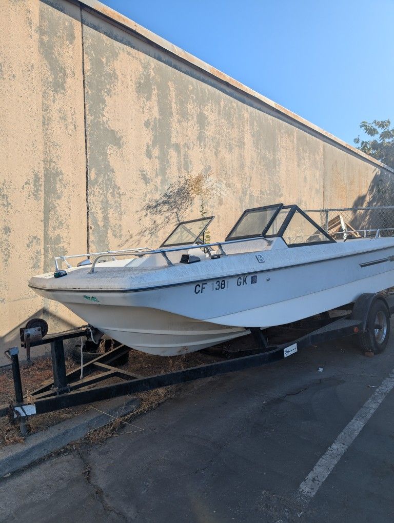 Free Boat With Trailer 