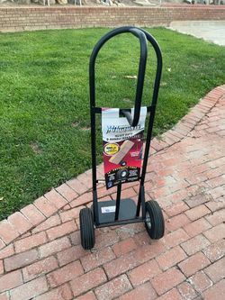 Milwaukee Heavy Duty D-Handle Hand Truck
