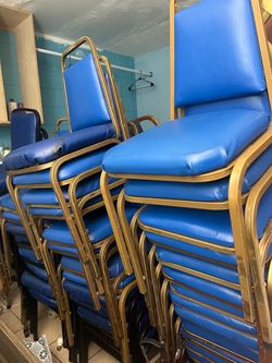 Multiple chairs (willing to workout price if you want all)