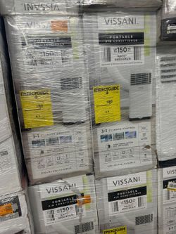 portable Air conditioner Vissani 5300 BTU in box