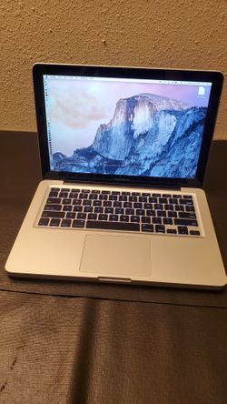 macbook pro 13 inches protools and lot of software adobe collection