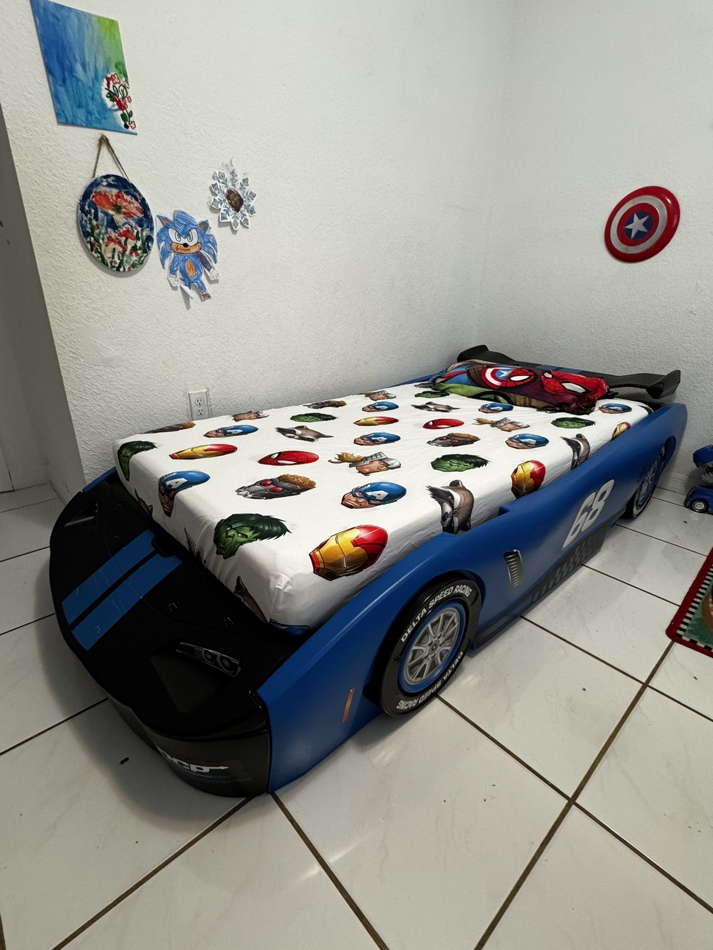 CAR BED AND MATTRESS