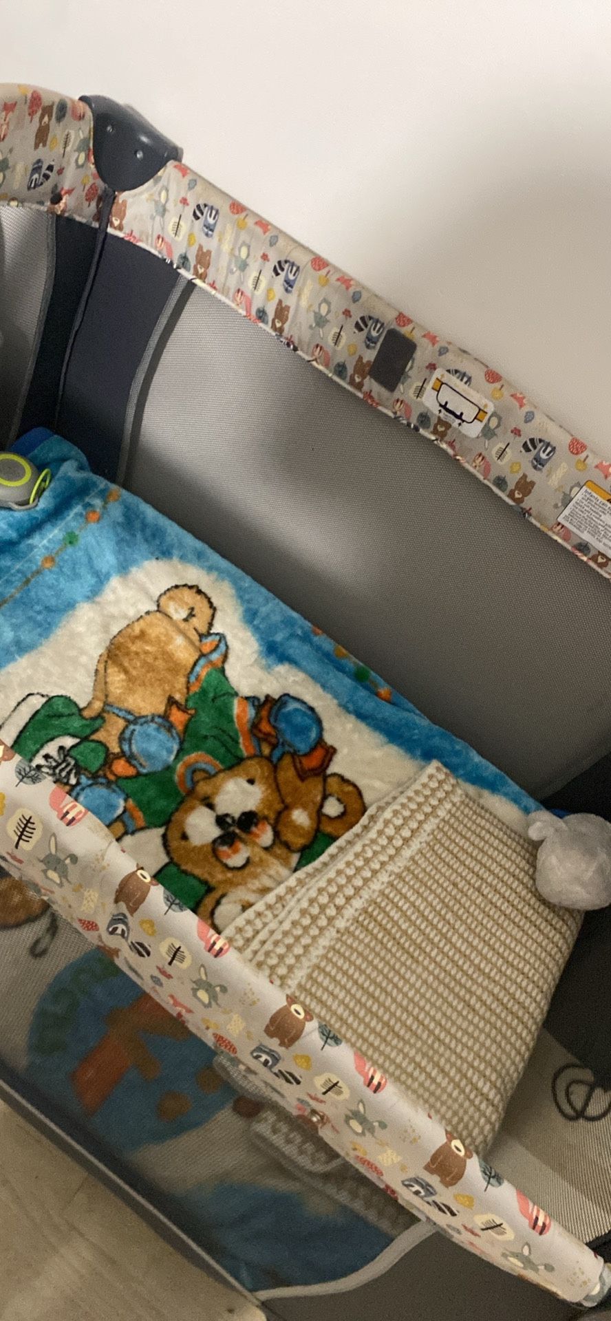 Baby Trend Baby Crib