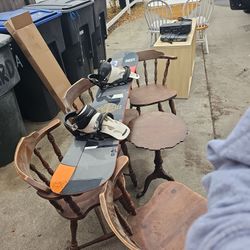 Snowboard, BURTON. Best Offer! Name Price.