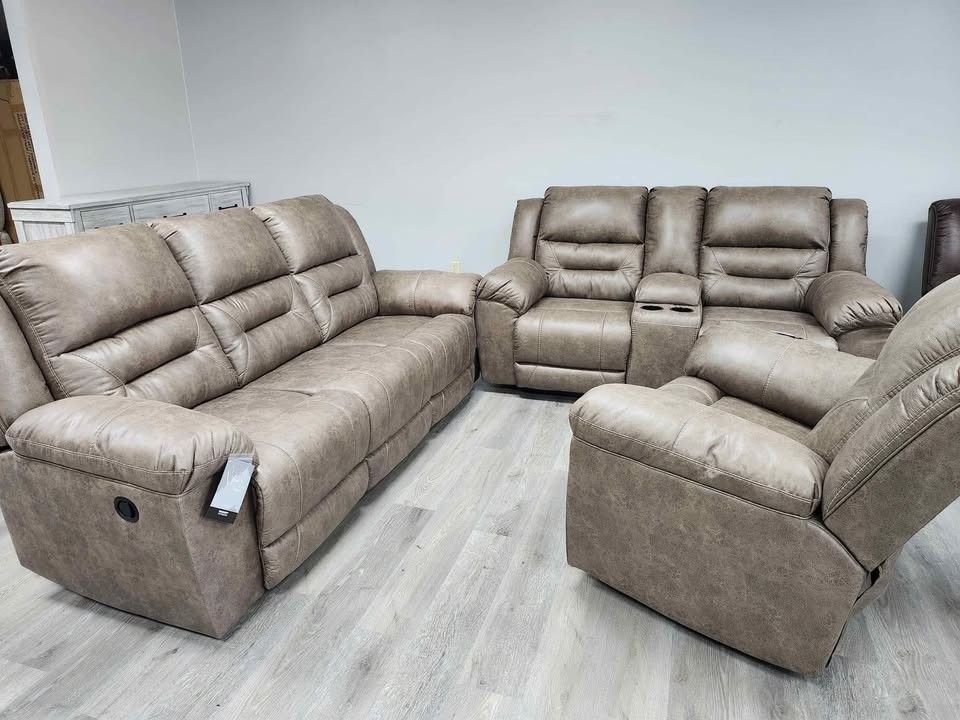 Stoneland Power Reclining Living Room Set 🌲 Sofa & Loveseat & Recliner 🌲Deliver & Finance Available 👍🏼New #couch