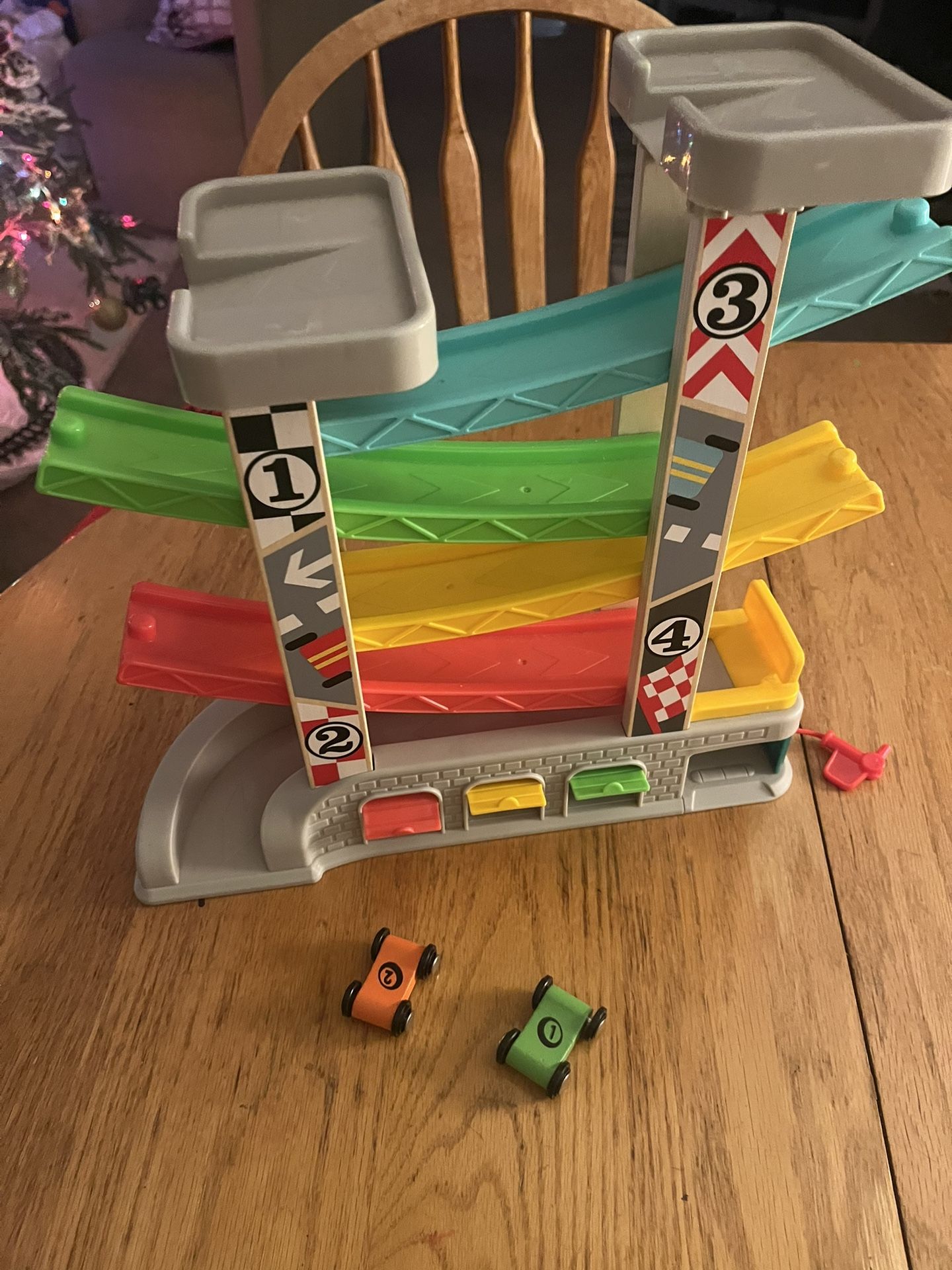 Toy Car Ramp With 2 Cars 
