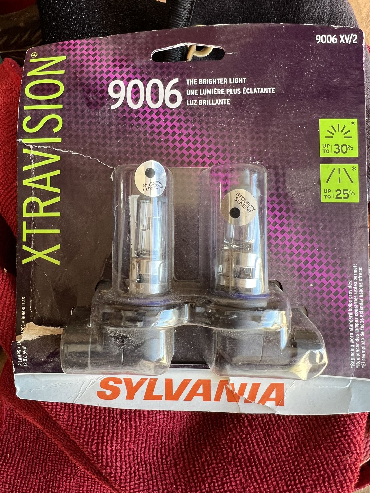 Headlight Bulbs-XV9006. Xtravision By Sylvania