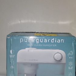 PureGuardian 1gal Humidifier H1035:
Ultrasonic Cool Mist, Portable, Quiet,
Auto Shut-Off, 100-300 sq. ft., No Filter
Needed