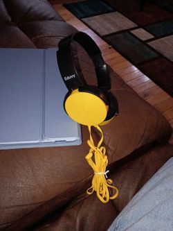 Eduvy Studio Headphones 