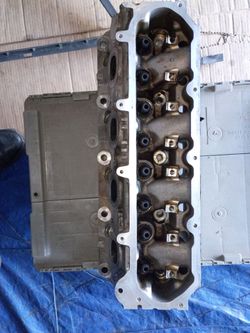 2015 GM 6.2 passenger head