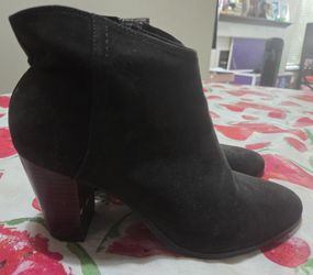 Old Navy Boots Size 7