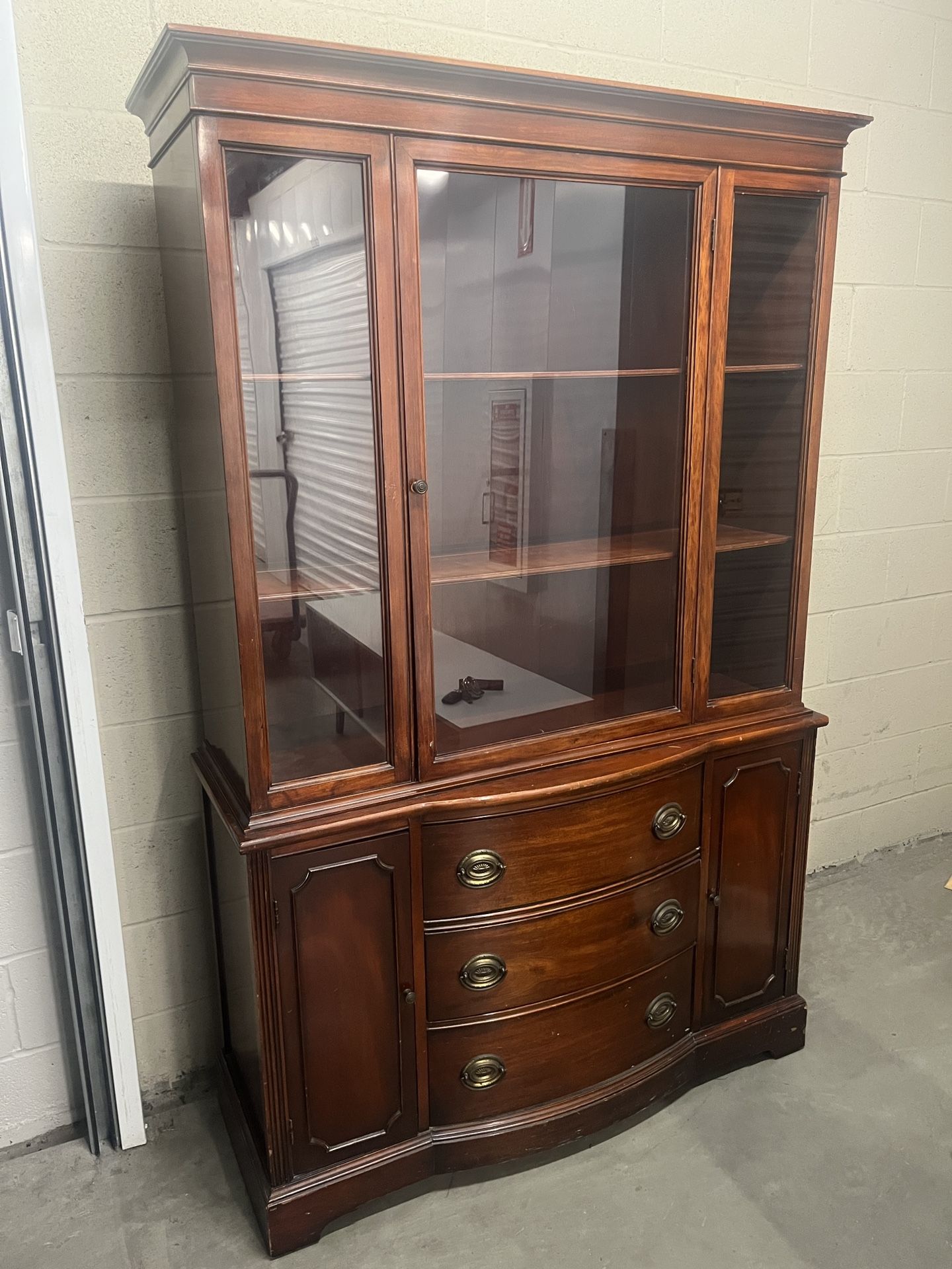 Antique mahogany China Cabinet