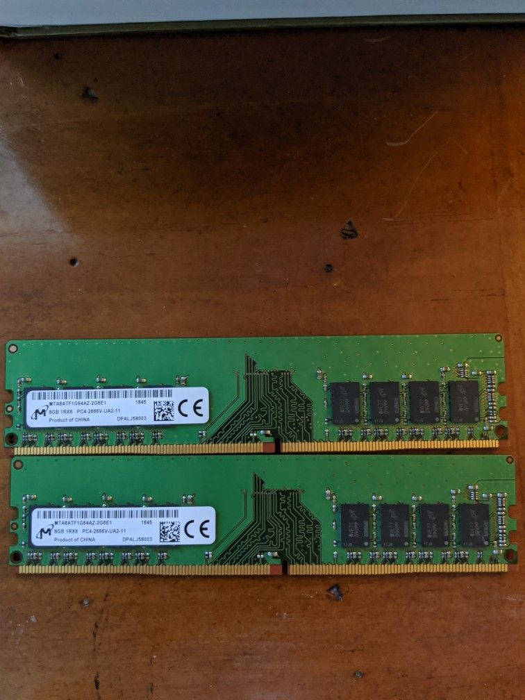 Micron 16GB(8GBx2) 2666MHz DDR4 Memory