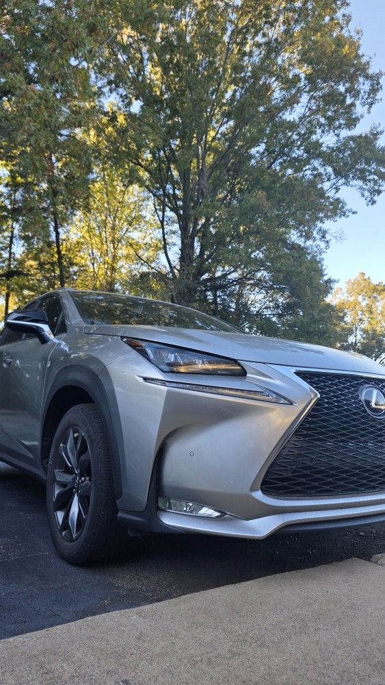 2017 Lexus NX 200t
