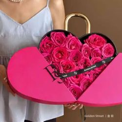 Valentines Day Flower Heart Box