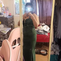 Elegant green prom Dress