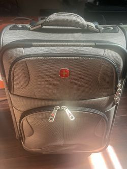 SwissGear Suitcase Luggage Rolling Carry-On / Business Travel Bag – Gray & Black