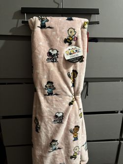 Pink Peanuts Valentines Blanket 