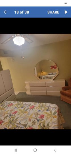 Lane 6 drawer dresser with mirror and detachable corner piece
