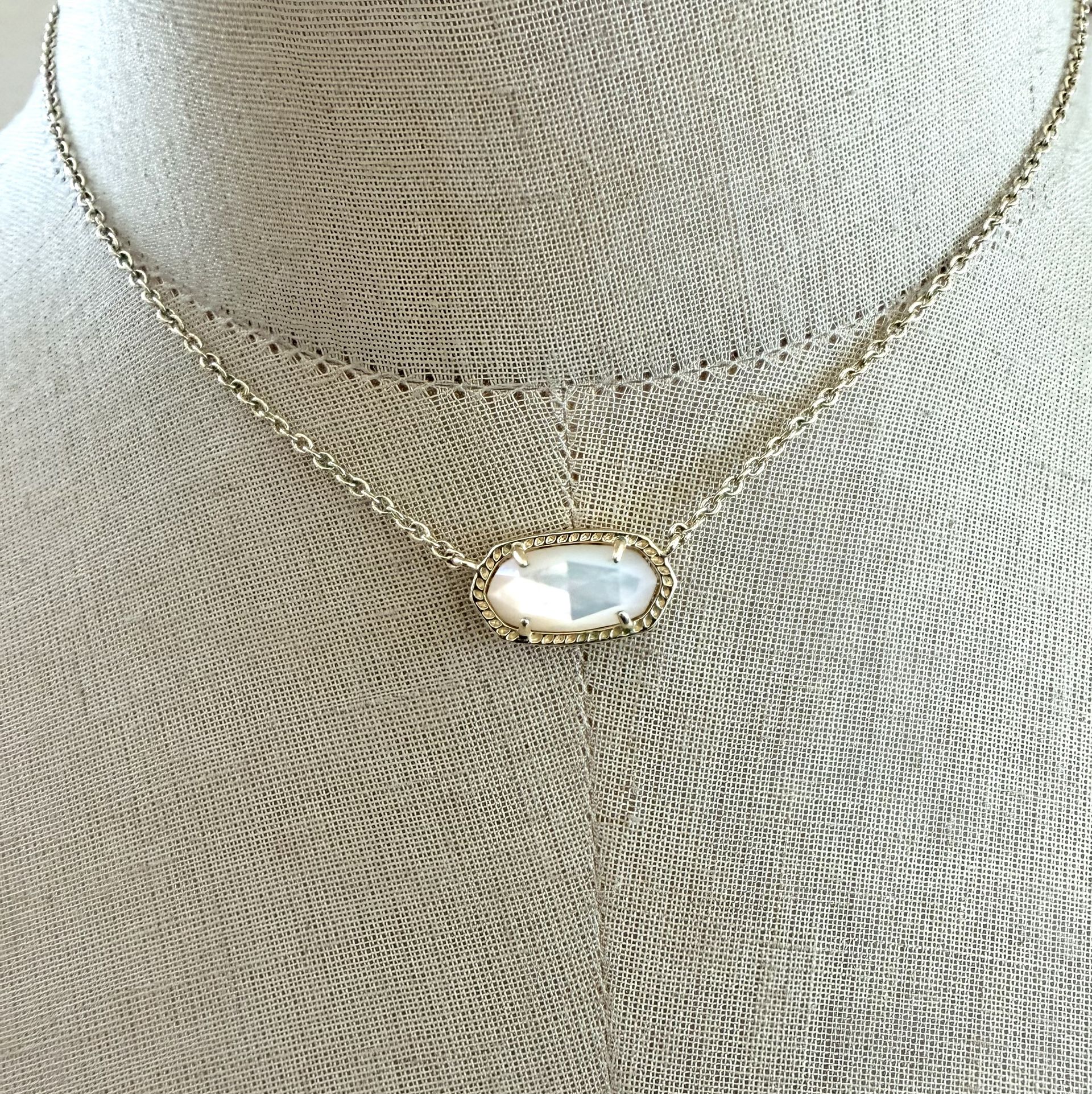 Kendra Scott Gold Tone Oval Opalescent Stone Necklace