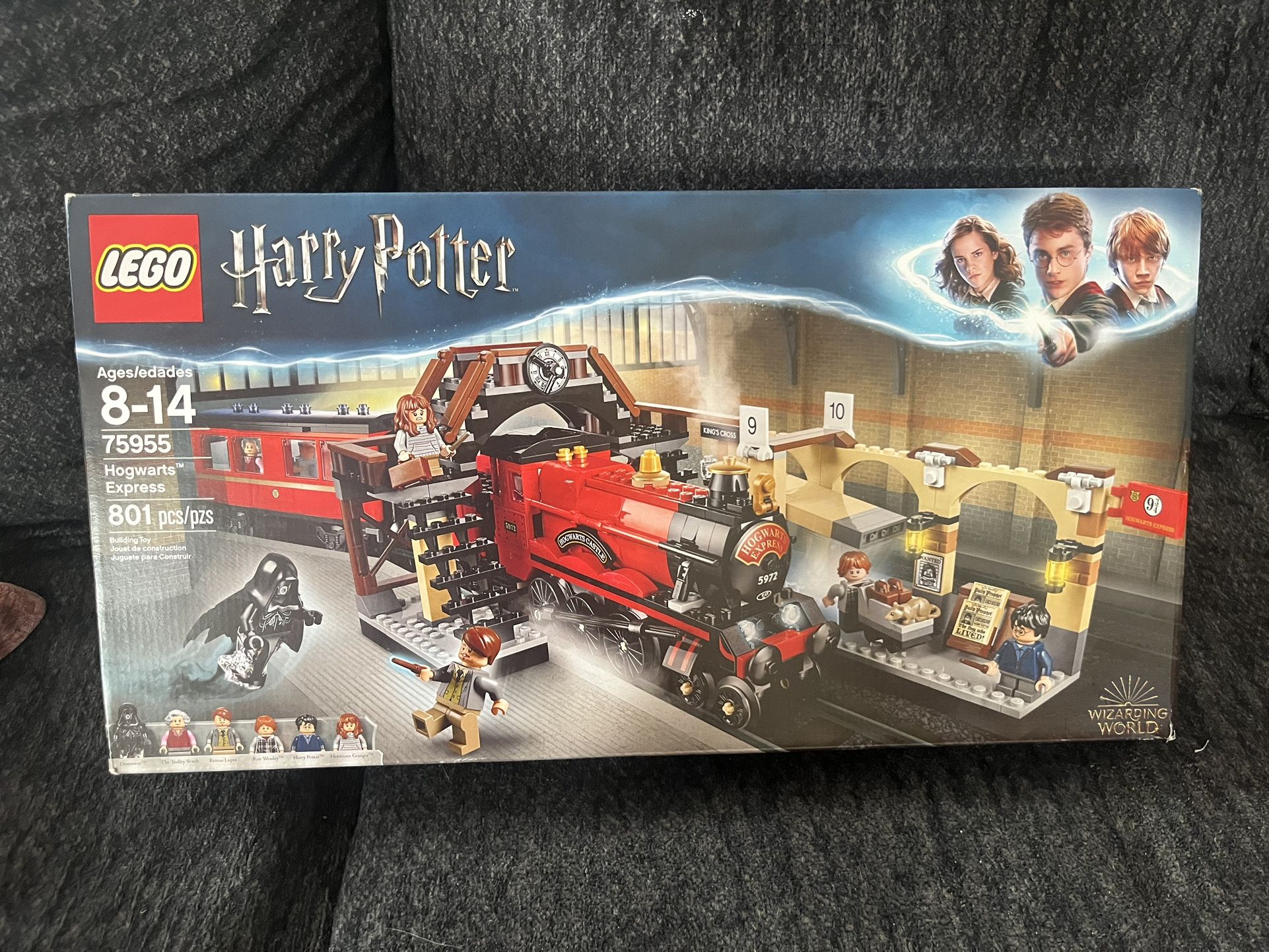LEGO Harry Potter Hogwarts Express Set (75955) – 801 pcs, New