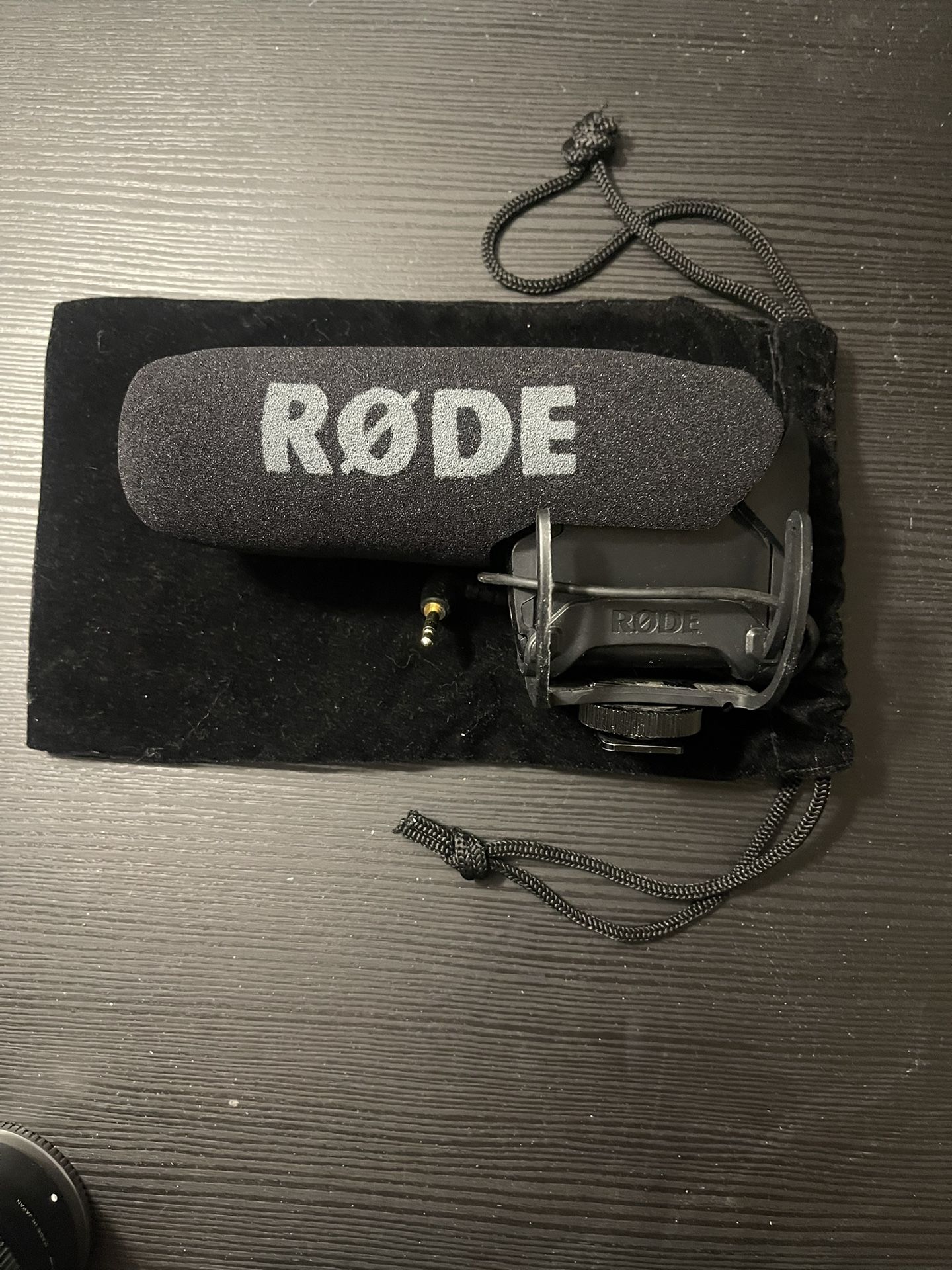 Rode VideoMic Pro R Shotgun DSLR Microphone - Excellent Condition