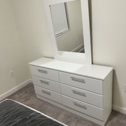 Dresser  And Mirror .  All New Furniture And Free Delivery 