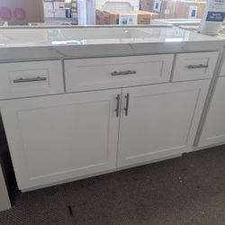 48" White Shaker Bathroom Vanity with Engineer Marble Top