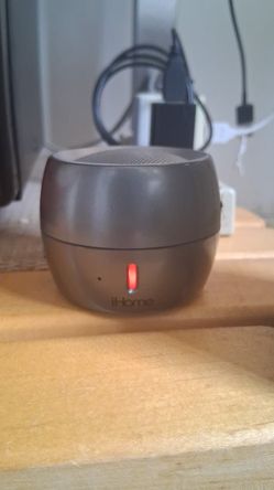 iHome iBT73 Bluetooth Color-Changing Mini Speaker – Tested Working