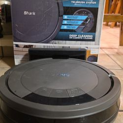 Shark ION Robot Vacuum, Carpet & Hard Floor, Pet Friendly, Wi-Fi, Tri-Brush System, Bounce Navigation, RV754