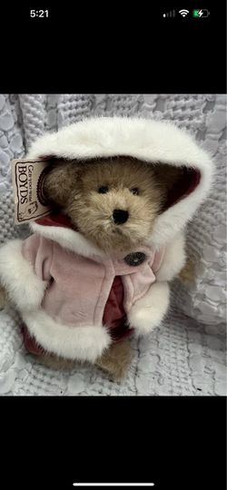 Elise Frostberry Boyd’s Bear