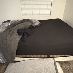 Adjustable  Queen Bed Base